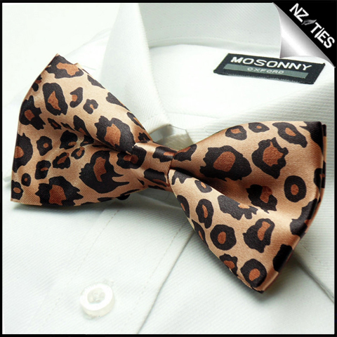 Boys Leopard Print Bow Tie